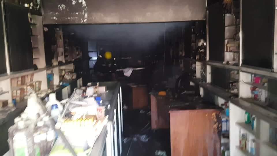 السيطرة على حريق داخل صيدلية في بورسعيد