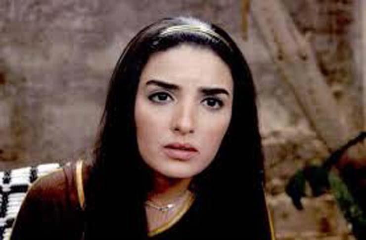إصابة الفنانة ياسمين جيلاني وأسرتها بفيروس كورونا إصابة الفنانة ياسمين جيلاني وأسرتها بفيروس كورونا