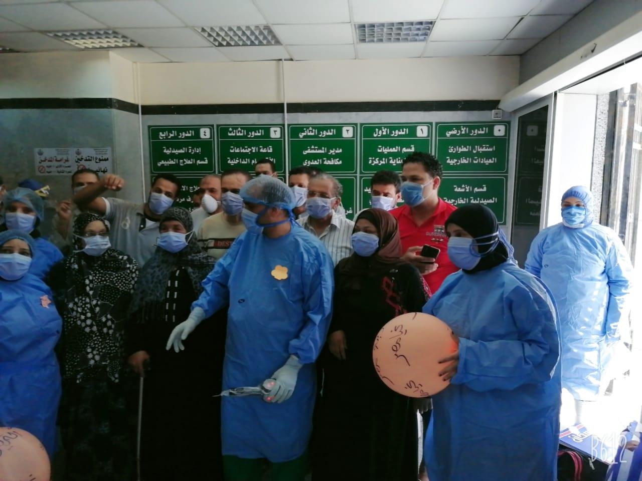 خروج 30 متعافيًا من فيروس كورونا في مستشفى الحجر الصحي بتمى الأمديد
