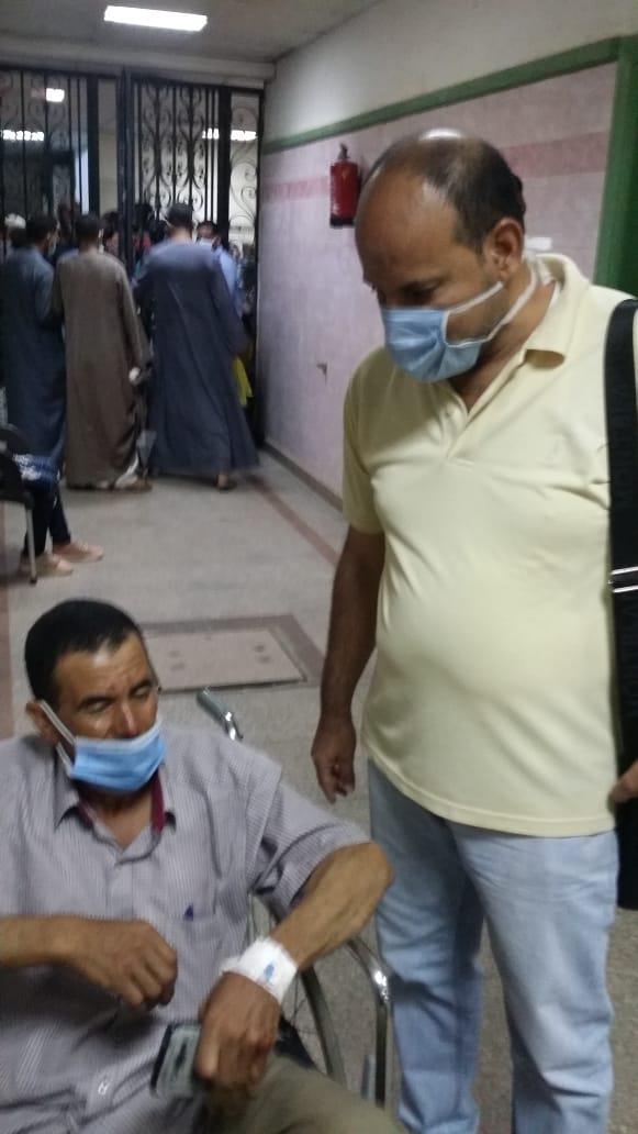 إصابة 14 معلمًا في حادث سير بسوهاج 