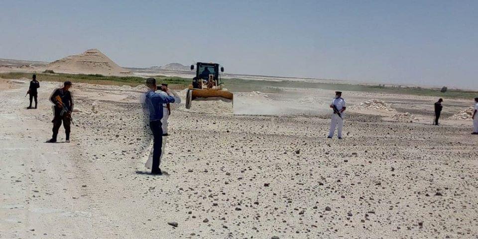 حملة مكبرة لإزالة تعديات على ٥٩ فدانًا بمركز الفرافرة في الوادي الجديد