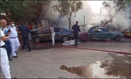 تفحم 3 سيارات بجوار مستشفى العجوزة
