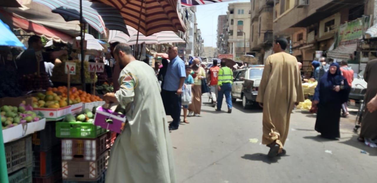 تراجع الملوخية والفلفل الرومي.. أسعار الخضر والفاكهة اليوم الاثنين تراجع الملوخية والفلفل الرومي.. أسعار الخضر والفاكهة اليوم الاثنين