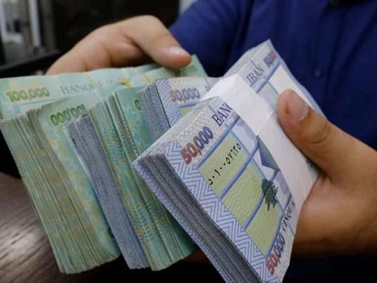 الدولار يقفز 10 أضعاف مقابل الليرة.. لبنان يخفض سعر الصرف الرسمي الدولار يقفز 10 أضعاف مقابل الليرة.. لبنان يخفض سعر الصرف الرسمي