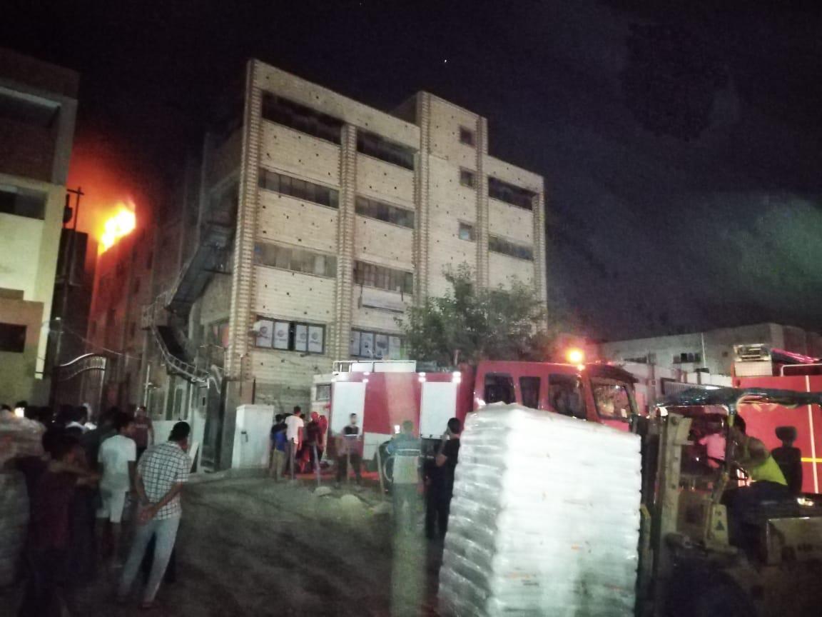 حريق هائل بمصنع أجهزة منزلية بالعاشر من رمضان