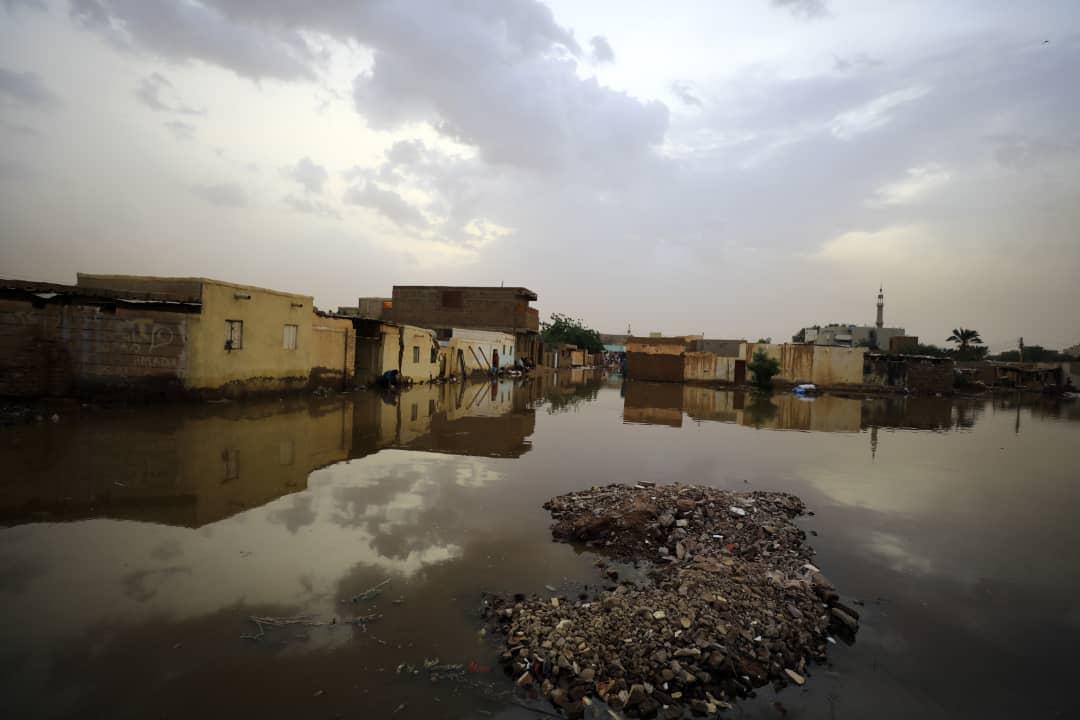 النيل يفيض ويغمر منطقة الحسانية الشقيلاب جنوب الخرطوم