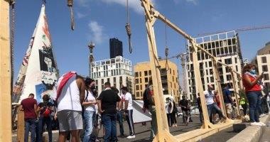 مشانق رمزية للمطالبة بمحاسبة المسؤولين في بيروت