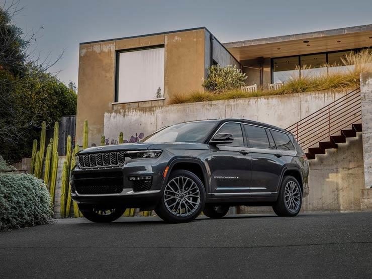 جيب Grand Cherokee موديل 2021