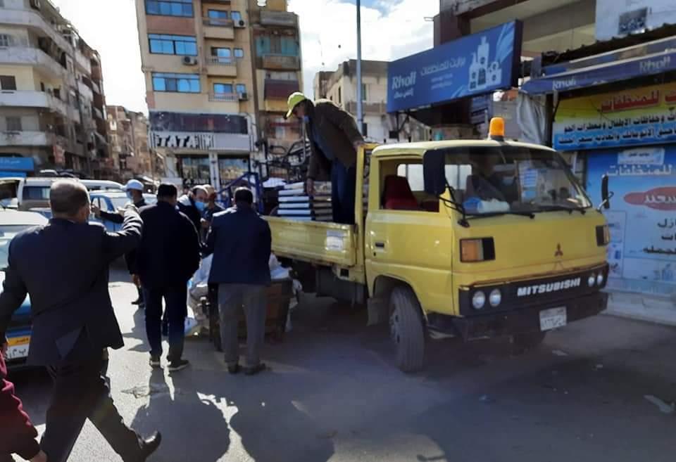 مصادرة عربات نباشين القمامة في بورسعيد