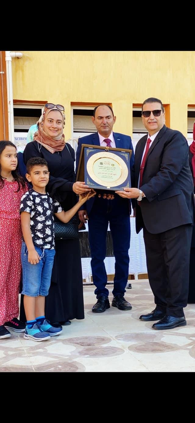 افتتاح مدرسة أحمد منسي