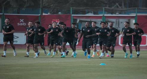 موسيماني يختار 22 لاعبًا في قائمة الأهلي لمواجهة الحرس الوطني موسيماني يختار 22 لاعبًا في قائمة الأهلي لمواجهة الحرس الوطني