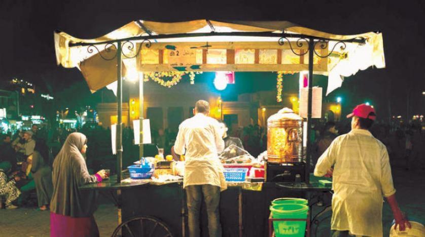 أشهر عربات الطعام في شوارع القاهرة