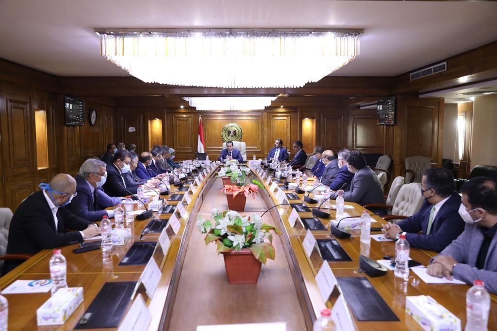 عبد الغفار: تنسيق كامل بين وزارتي التعليم العالي والصحة لتحسين الخدمات الصحية عبد الغفار: تنسيق كامل بين وزارتي التعليم العالي والصحة لتحسين الخدمات الصحية