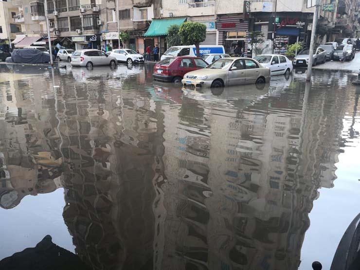 محافظ الإسكندرية: تعطيل الدراسة غدا للطلاب فقط بسبب السيول