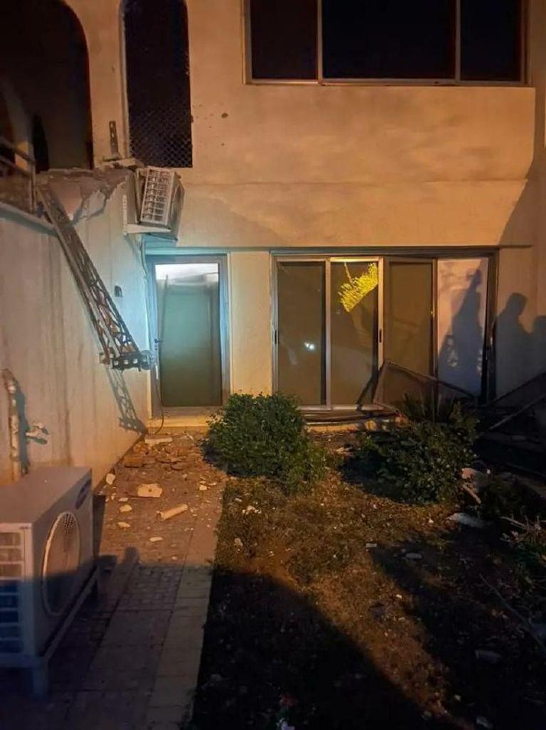 جانب من تداعيات الهجوم على منزل رئيس الوزراء العراقي