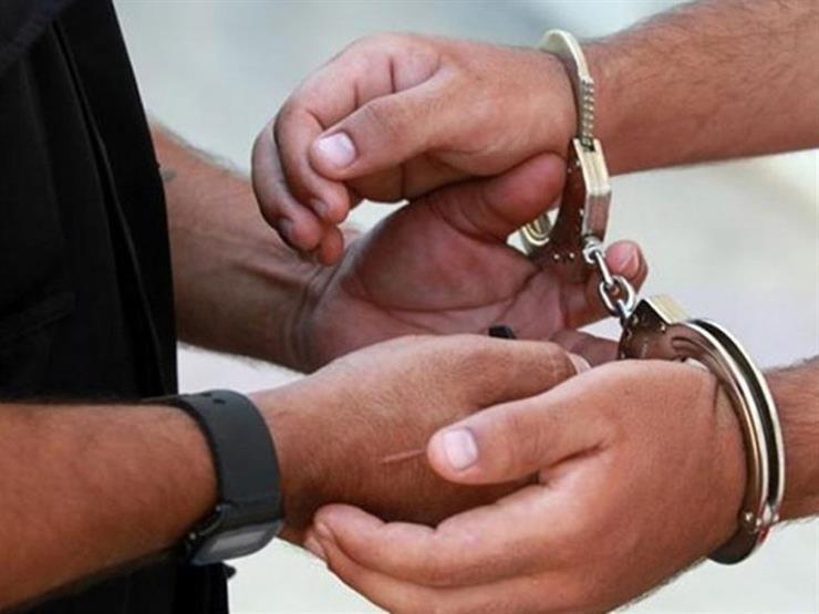 ضبط شخص استولى على أموال شخصين بزعم تخصيص قطعة أرض ومحلات تجارية ضبط شخص استولى على أموال شخصين بزعم تخصيص قطعة أرض ومحلات تجارية