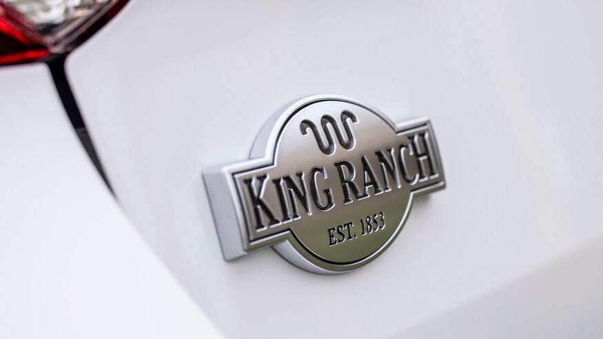 تعرف على مواصفات وصور فورد Explorer King Ranch الجديدة رباعية الدفع 2021_2_26_13_43_24_63