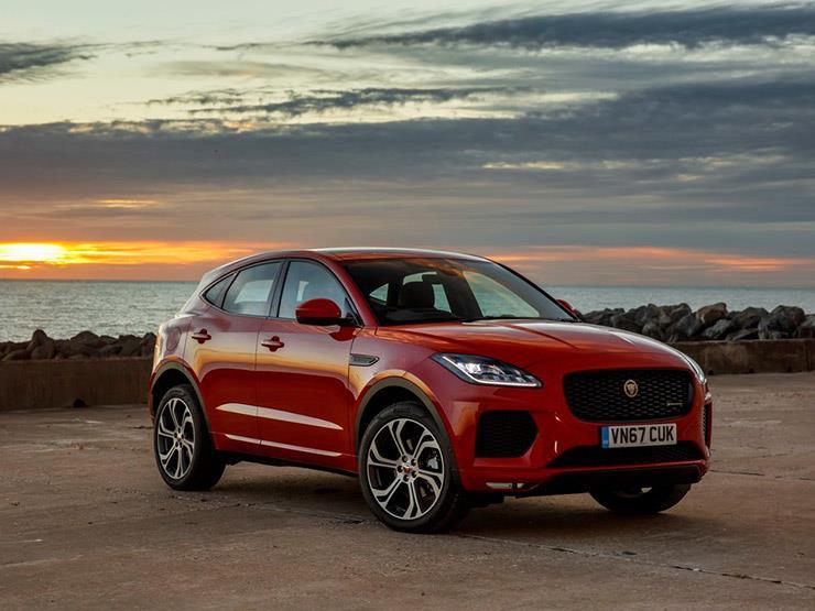 جاجوار E-pace الرياضية المدمجة