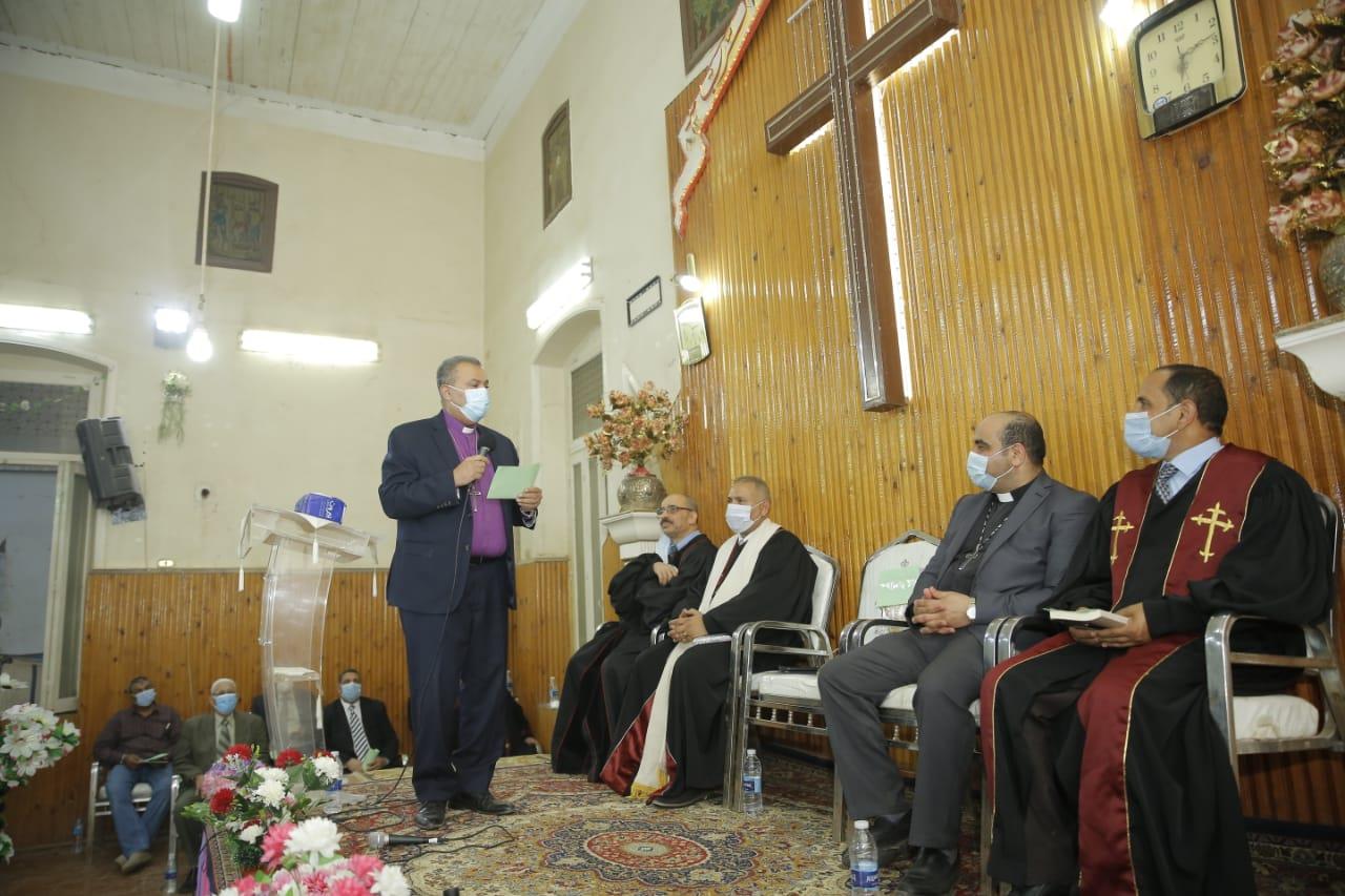 جانب من جولة رئيس الطائفة الإنجيلية بمصر الدكتور القس أندريه زكي