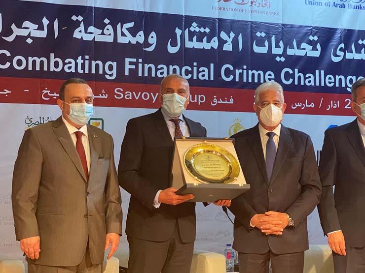 جمال نجم يفوز بجائزة أفضل نائب محافظ بنك مركزي بالمنطقة العربية 2021 