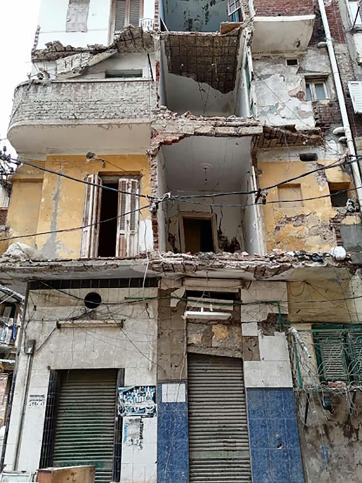 إزالة أجزاء من 6 عقارات في الإسكندرية