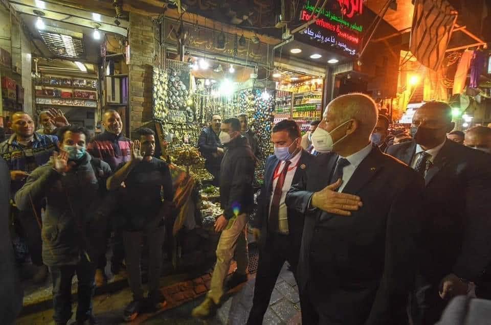 الرئيس التونسي يزور الحسين وشارع المعز 