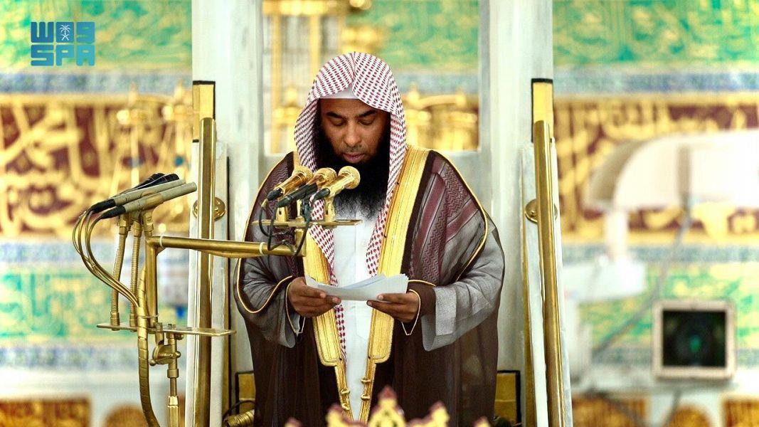 خطيب المسجد النبوي يحذر من خيانة الجار وارتكاب الفاحشة مع نسائه: من أشد أنواع الإثم خطيب المسجد النبوي يحذر من خيانة الجار وارتكاب الفاحشة مع نسائه: من أشد أنواع الإثم