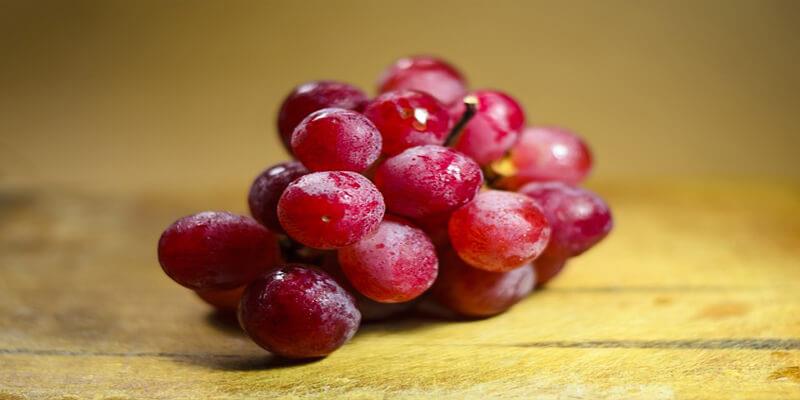 9 فوائد مذهلة لتناول العنب الأحمر مرة في الأسبوع