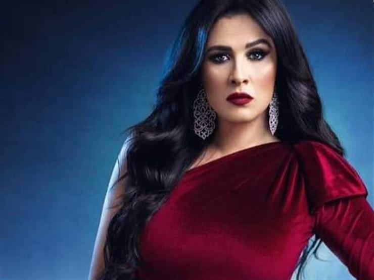 "حارقلك دمك".. رسالة غامضة لـ ياسمين عبد العزيز "حارقلك دمك".. رسالة غامضة لـ ياسمين عبد العزيز