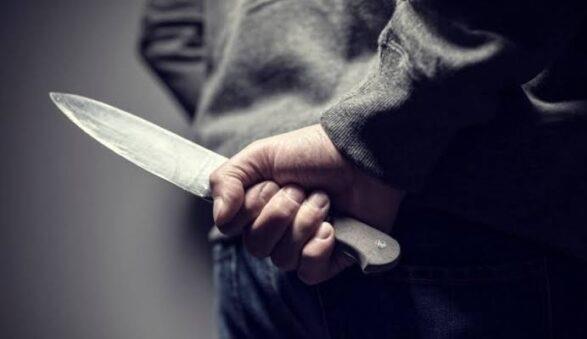 بسبب خلافات عائلية.. فلاح يطعن ابن عمه بسكين في كفر الشيخ بسبب خلافات عائلية.. فلاح يطعن ابن عمه بسكين في كفر الشيخ