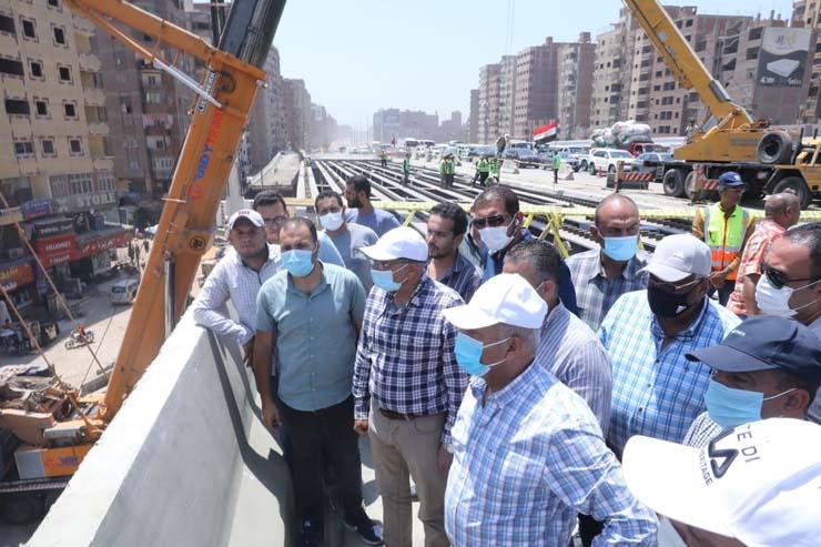  وزير النقل يتابع أعمال تطوير تنفيذ الطريق الدائرى حول القاهرة الكبرى