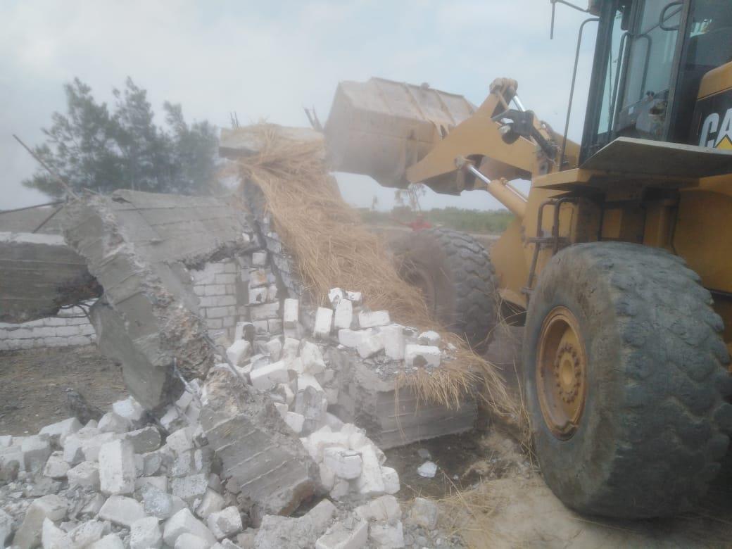 إزالة حالات بناء مخالف جنوبي بورسعيد 