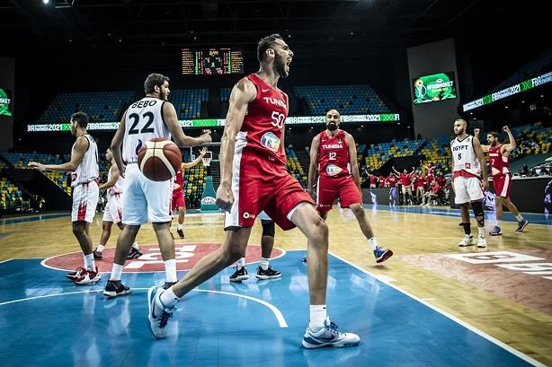 مصر تخسر أمام تونس 87-81 بكأس أفريقيا للسلة مصر تخسر أمام تونس 87-81 بكأس أفريقيا للسلة