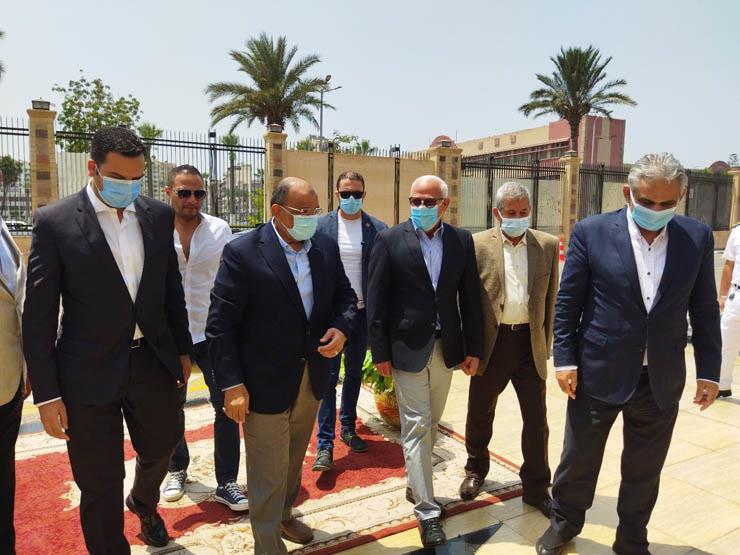 وزير التنمية المحلية يصل بورسعيد لافتتاح الميناء البري