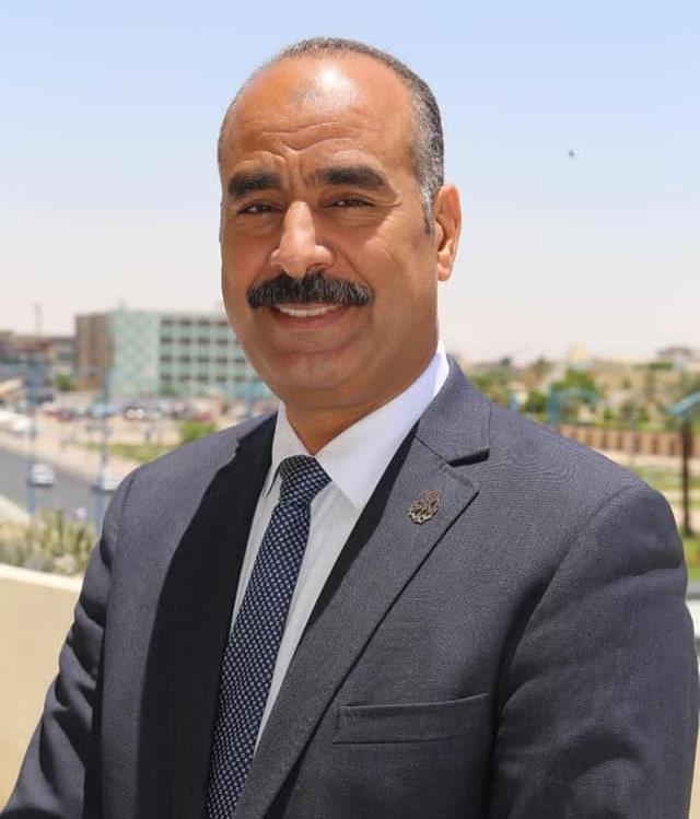 وكيل وزارة التعليم بالسويس يتفقد مدارس المحافظة للتأكد من سير العملية التعلمية بنجاح وكيل وزارة التعليم بالسويس يتفقد مدارس المحافظة للتأكد من سير العملية التعلمية بنجاح