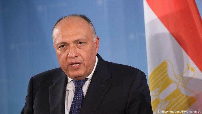 شكري يعقد جلسة مباحثات موسعة مع رئيس "COP26" شكري يعقد جلسة مباحثات موسعة مع رئيس "COP26"