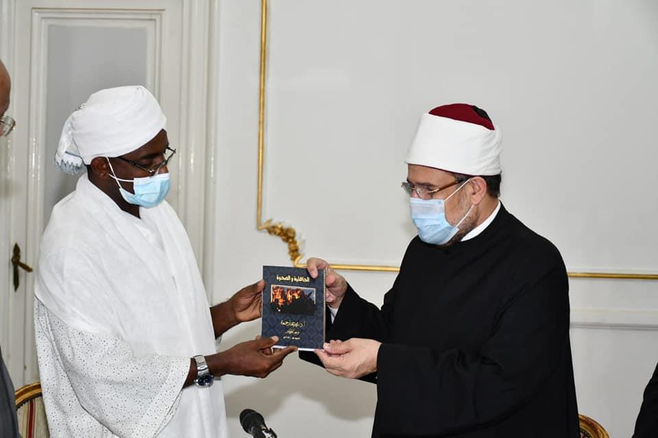 وزير الأوقاف يستقبل نظيره السوداني