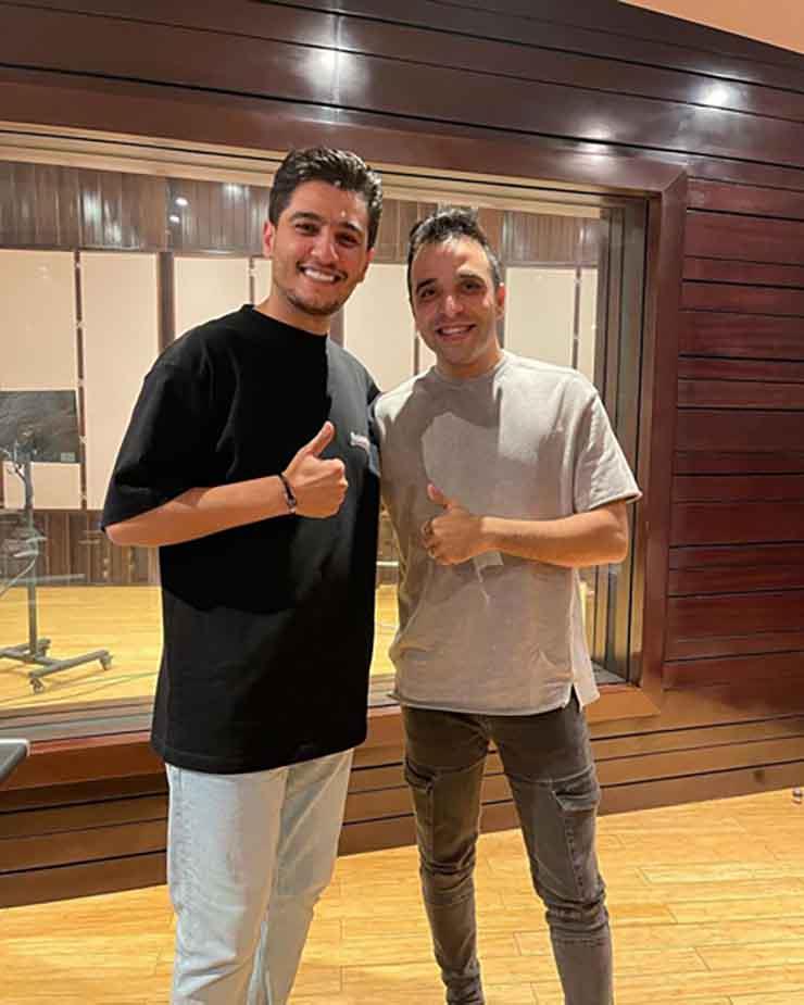 الشاعر مصطفى حسن ومحمد عساف