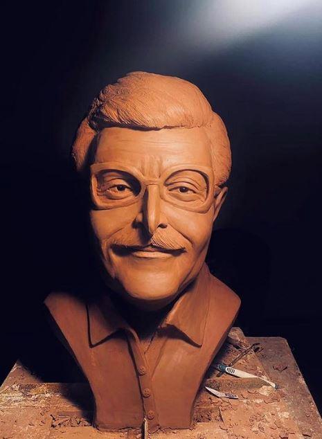 تمثال سمير غانم (2)