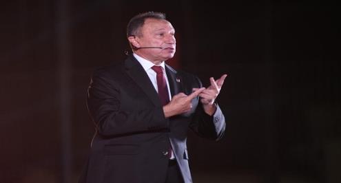 الخطيب يتولى رئاسة شركة الأهلي للإنتاج الإعلامي الخطيب يتولى رئاسة شركة الأهلي للإنتاج الإعلامي