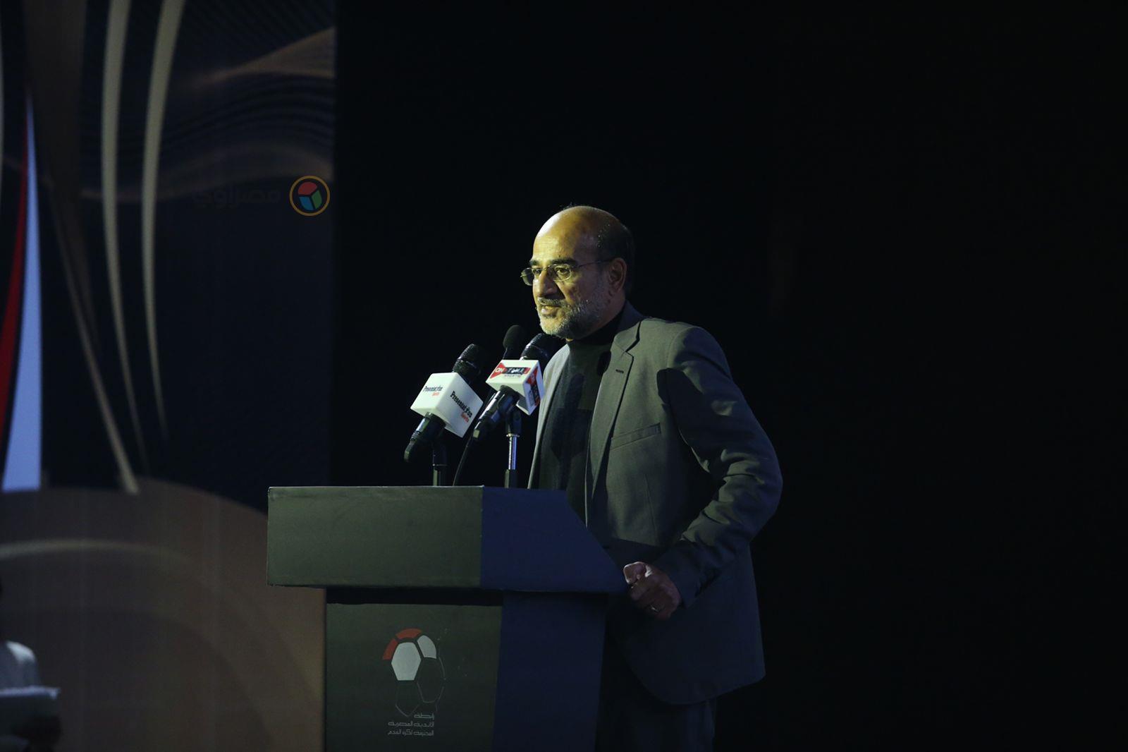 عامر حسين: فكرة التأجيل بالدوري ستكون صعبة.. وحديث الجماهير السودانية بشأن التذاكر غير صحيح عامر حسين: فكرة التأجيل بالدوري ستكون صعبة.. وحديث الجماهير السودانية بشأن التذاكر غير صحيح