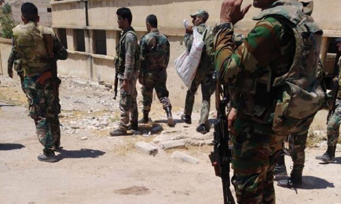 رويترز: زعيم داعش فجر نفسه مع مرافقيه في ريف درعا بسوريا