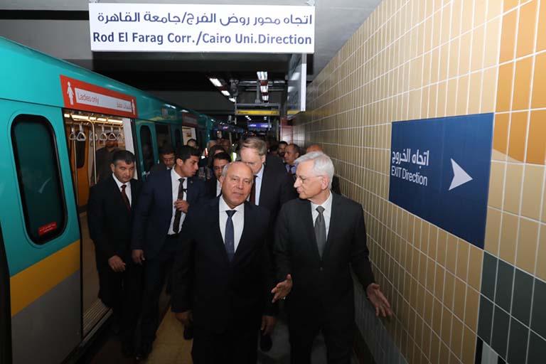 اليوم.. بدء التشغيل التجريبي بالركاب لمحطات مترو "الزمالك وناصر وماسبيرو والكيت كات" اليوم.. بدء التشغيل التجريبي بالركاب لمحطات مترو "الزمالك وناصر وماسبيرو والكيت كات"