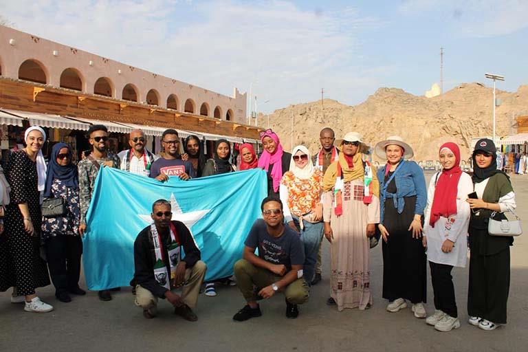 جولة سفينة الشباب العربي في معالم أسوان السياحية