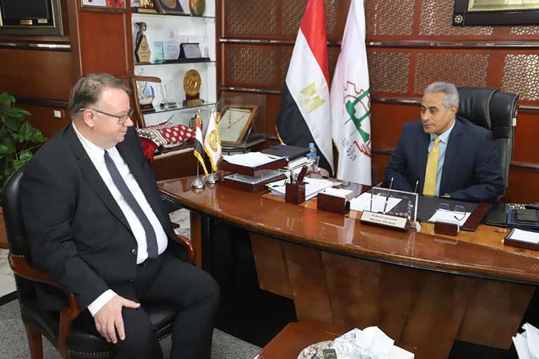   وزارة القوى العاملة مشروع تعزيز علاقات العمل ومؤسساتها في مصر
