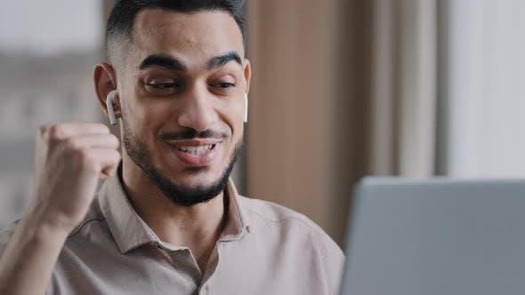 أفضل 4 سماعات ايربودز بخصم يصل لـ 63% أفضل 4 سماعات ايربودز بخصم يصل لـ 63%