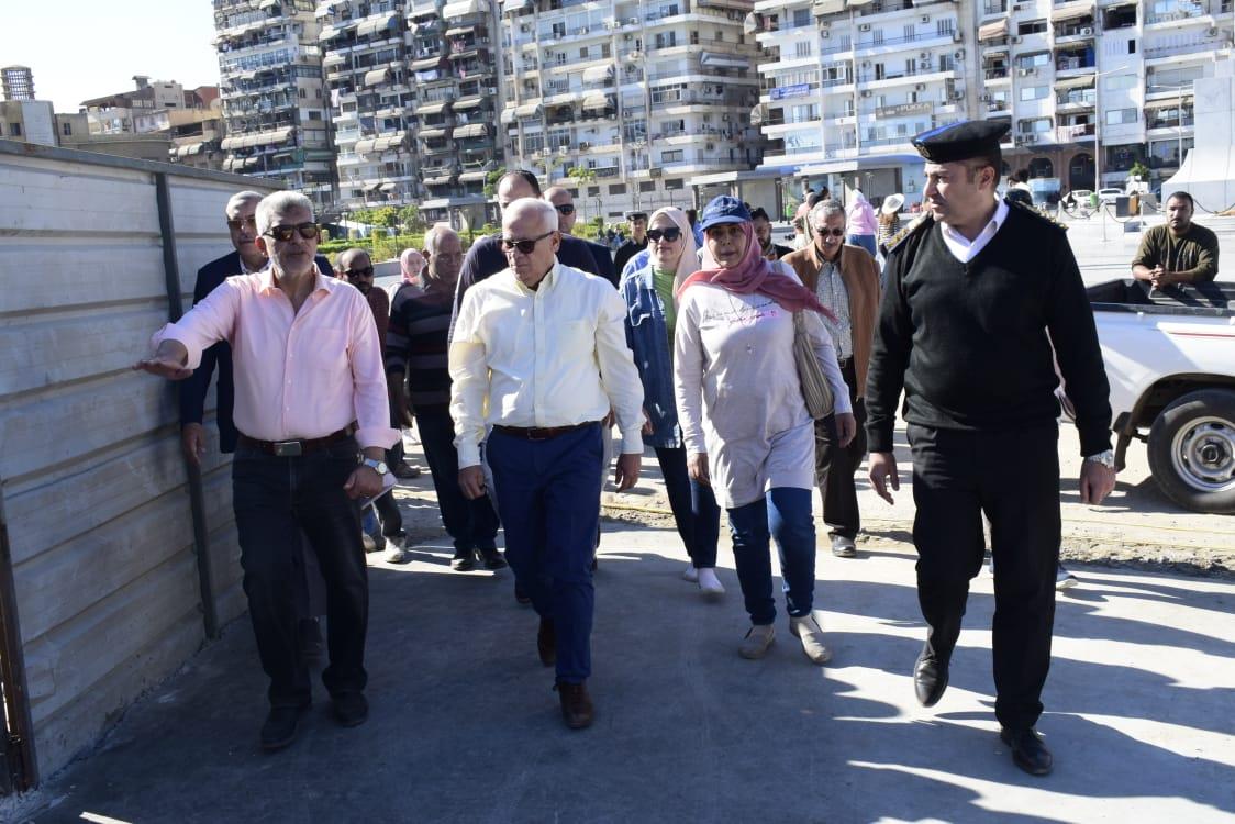 محافظ بورسعيد يتفقد المرحلة الأولى من الممشى السياحي