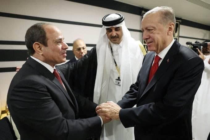 ستظل مصر عصية على الانكسار..مصطفى بكري عن مصافحة أردوغان والسيسي في قطر ستظل مصر عصية على الانكسار..مصطفى بكري عن مصافحة أردوغان والسيسي في قطر