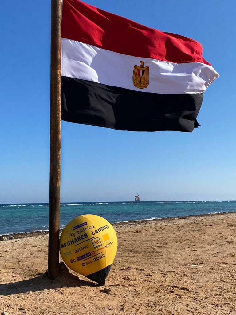 المصرية للاتصالات تعلن الإنزال الأول للكابل البحري 2Africa في مصر