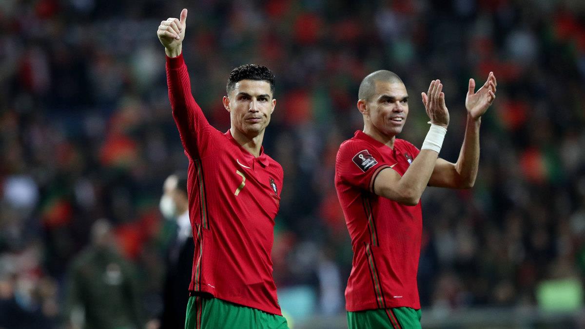 رونالدو أساسيًا.. التشكيل الرسمي لموقعة البرتغال وغانا في كأس العالم